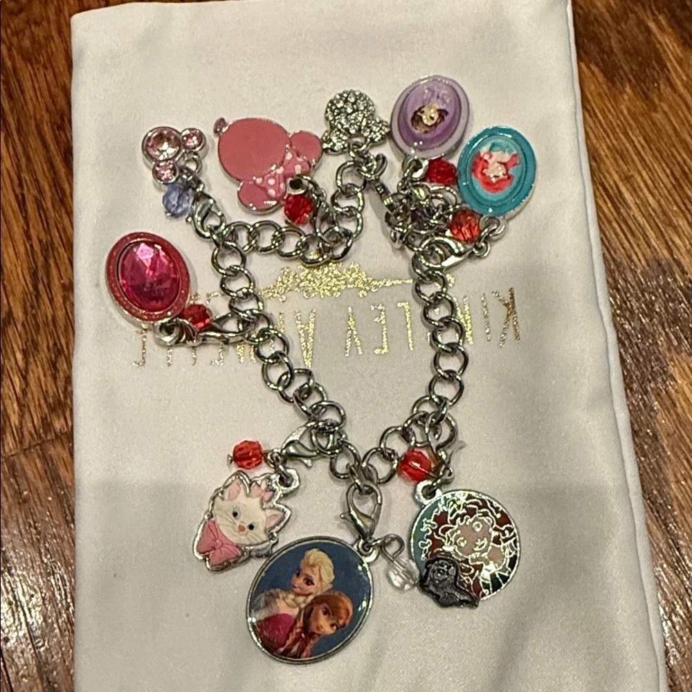 Disney charm bracelet 8” 9 removable charms + 2 Mickey rings NEW